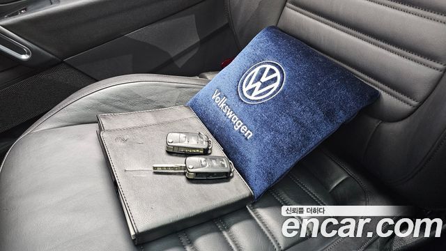 Volkswagen Beetle 2.0 TDI Premium 3rd 2013 — фото 22