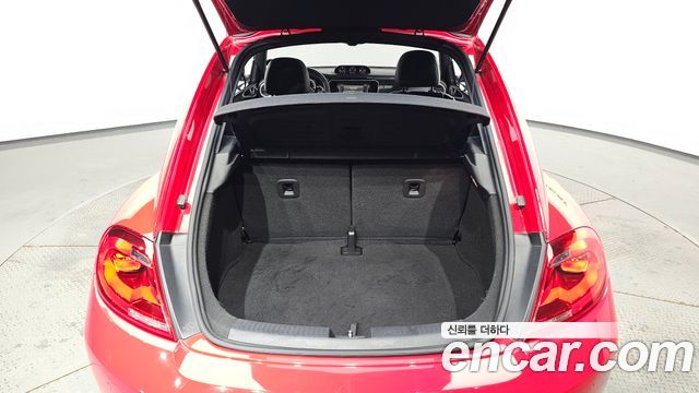 Volkswagen Beetle 2.0 TDI Premium 3rd 2013 — фото 24