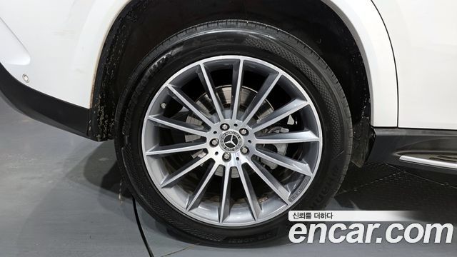 Mercedes-Benz GLE-Class (W167) GLE400d 4MATIC Coupe 2023 — фото 5