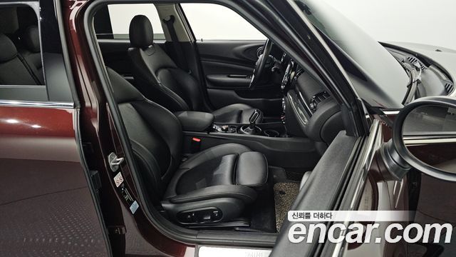 MINI Cooper D Clubman Standard 2nd 2019 — фото 11