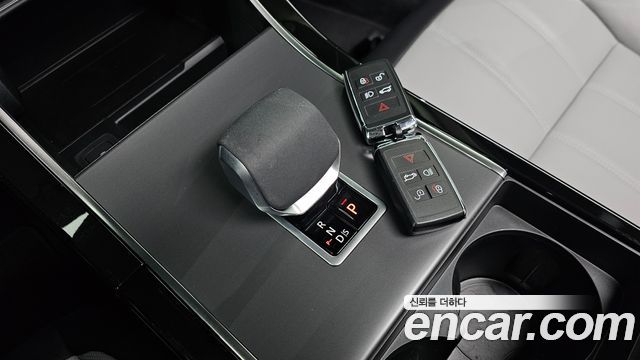 Land Rover Range Rover Evoque (II) P250 Dynamic SE 2025 — фото 9