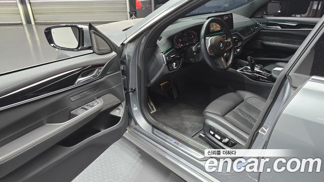 BMW 6 Series GT (G32) 630i xDrive M Sport 2023 — фото 11