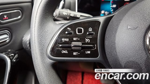 Mercedes-Benz A-Class (W177) A220 Hatchback 2019 — фото 19