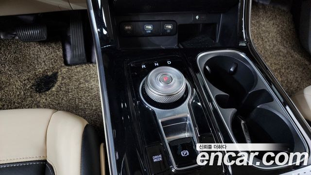 Kia Carnival (IV) Diesel 9-Seater Hi-Limousine(Special Vehicle) 2021 — фото 9