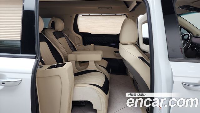 Kia Carnival (IV) Diesel 9-Seater Hi-Limousine(Special Vehicle) 2021 — фото 12