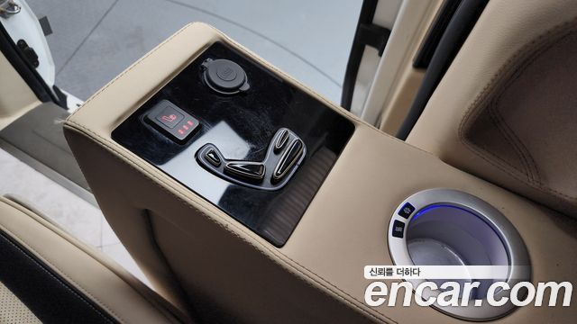 Kia Carnival (IV) Diesel 9-Seater Hi-Limousine(Special Vehicle) 2021 — фото 19