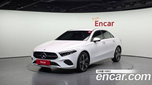 Mercedes-Benz A-Class (W177) A220 Sedan