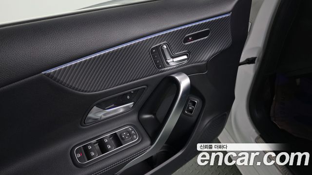 Mercedes-Benz A-Class (W177) A220 Sedan 2024 — фото 18