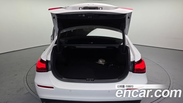 Mercedes-Benz A-Class (W177) A220 Sedan 2024 — фото 20