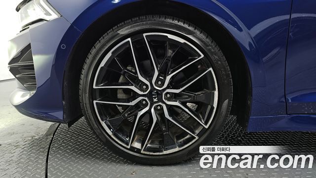 Kia K5 (III) 1.6 Turbo Signature 2021 — фото 5
