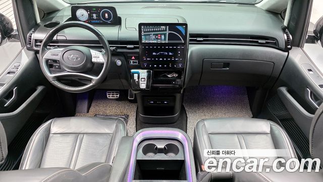 Hyundai Staria 4WD Lounge 9-Seater Inspiration 2022 — фото 7