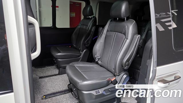 Hyundai Staria 4WD Lounge 9-Seater Inspiration 2022 — фото 15