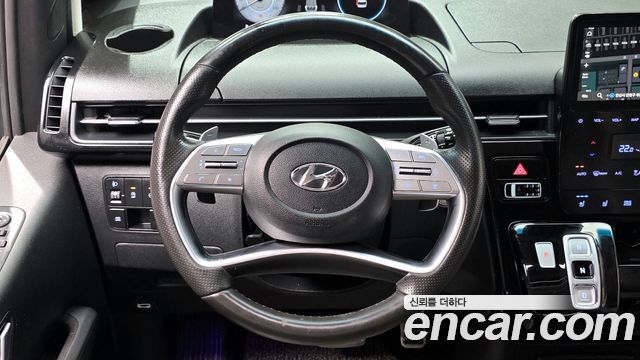 Hyundai Staria 4WD Lounge 9-Seater Inspiration 2022 — фото 18
