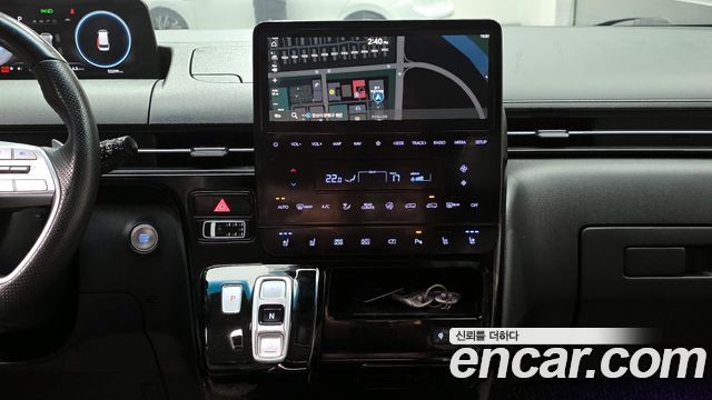 Hyundai Staria 4WD Lounge 9-Seater Inspiration 2022 — фото 23