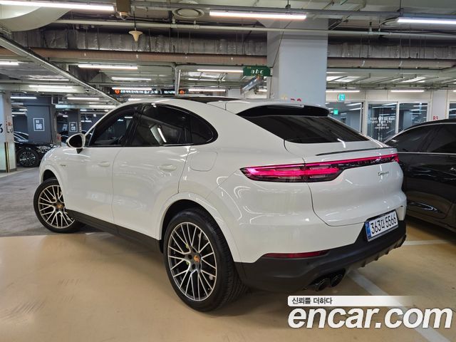 Porsche Cayenne (PO536) 3.0 E-Hybrid Coupe 2022 — фото 10