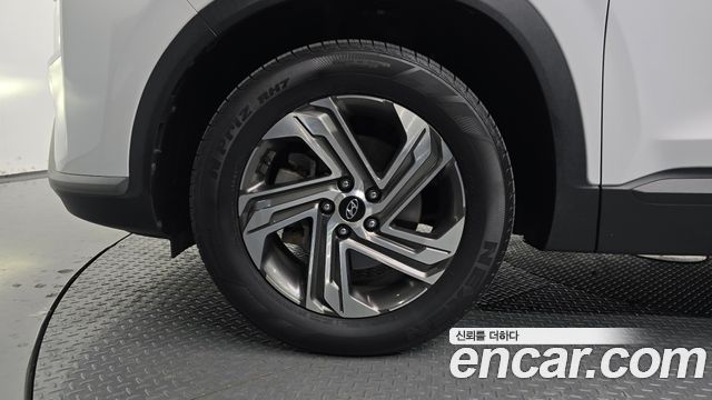 Hyundai Santa Fe Diesel 2.2 2WD Premium Choice 2021 — фото 5