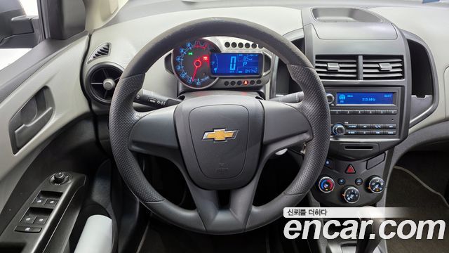 Chevrolet Aveo Sedan L Star 2014 — фото 13