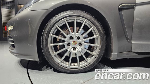 Porsche Panamera 3.6 AWD Edition 970 2016 — фото 5