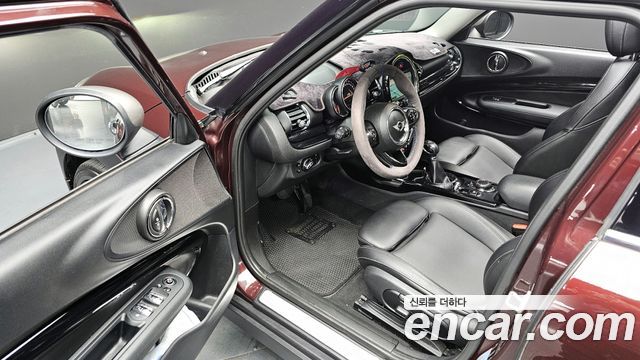 MINI Cooper D Clubman High 2nd 2016 — фото 12