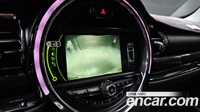 MINI Cooper D Clubman High 2nd 2016 — фото 15