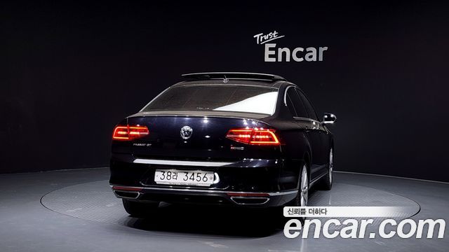 Volkswagen Passat GT (B8) 2.0 TDI 4Motion Prestige 2018 — фото 4