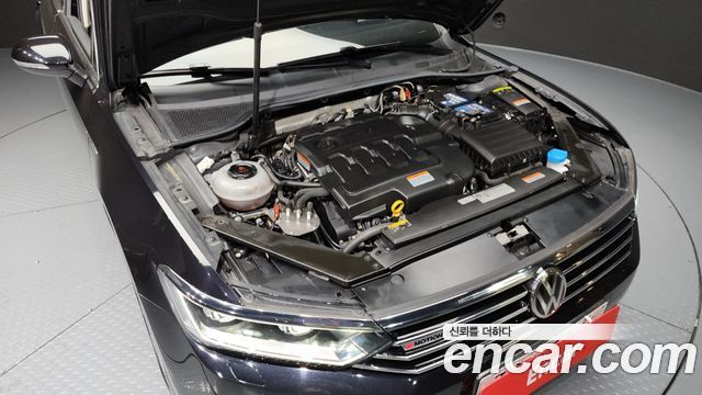Volkswagen Passat GT (B8) 2.0 TDI 4Motion Prestige 2018 — фото 6