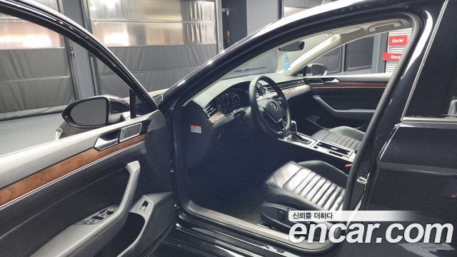 Volkswagen Passat GT (B8) 2.0 TDI 4Motion Prestige 2018 — фото 10