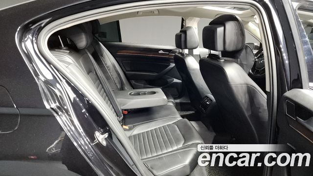 Volkswagen Passat GT (B8) 2.0 TDI 4Motion Prestige 2018 — фото 12