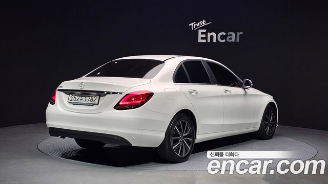 Mercedes-Benz C-Class (W205) C200 2019 — фото 2
