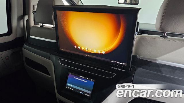 Hyundai Grand Starex Limousine 2021 — фото 18