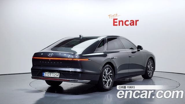 Hyundai Grandeur (GN7) 2,5 Gasoline 2WD Premium 2023 — фото 2