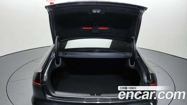 Hyundai Grandeur (GN7) 2,5 Gasoline 2WD Premium 2023 — фото 20