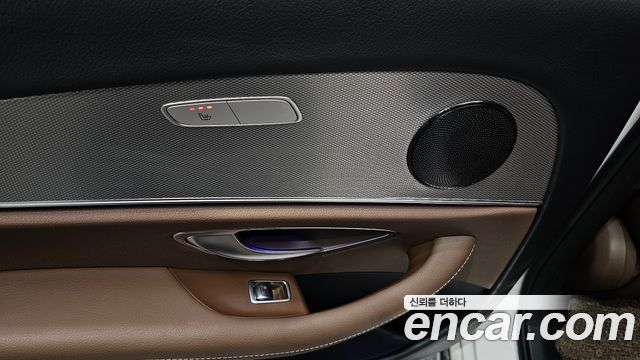Mercedes-Benz E-Class (W213) E300 Avantgarde 2019 — фото 20
