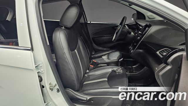 Chevrolet Spark Premier 2020 — фото 10
