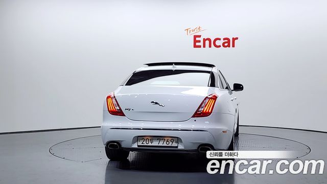 Jaguar XJ 2.0 Luxury LWB X351 2013 — фото 4