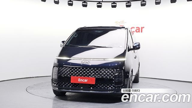 Hyundai Staria Lounge 9-Seater Prestige 2022 — фото 3