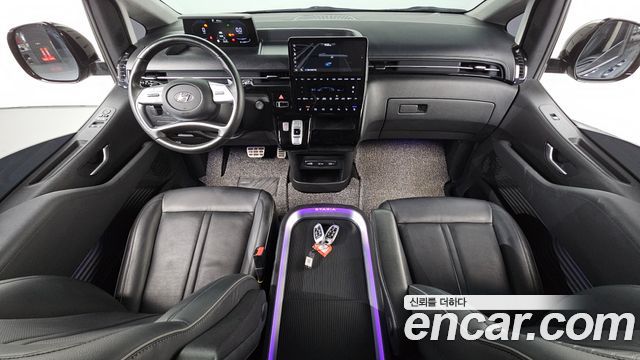 Hyundai Staria Lounge 9-Seater Prestige 2022 — фото 7