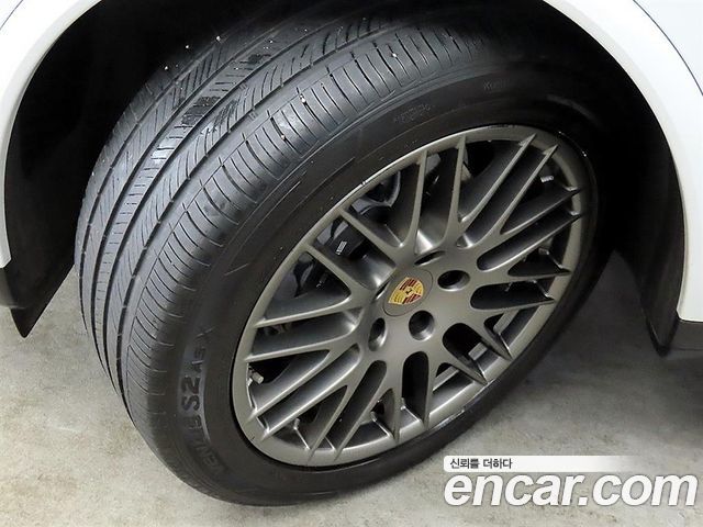 Porsche Cayenne 3.0 Diesel Platium Edition 958 2017 — фото 24