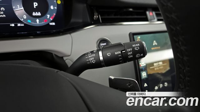 Land Rover Range Rover Evoque (II) P250 Dynamic SE 2024 — фото 16
