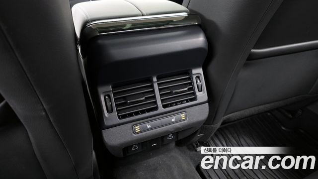 Land Rover Range Rover Evoque (II) P250 Dynamic SE 2024 — фото 19