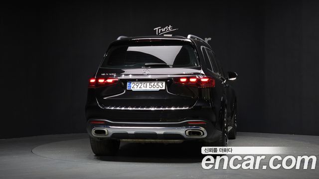 Mercedes-Benz GLS-Class (X167) GLS580 4MATIC 2024 — фото 4