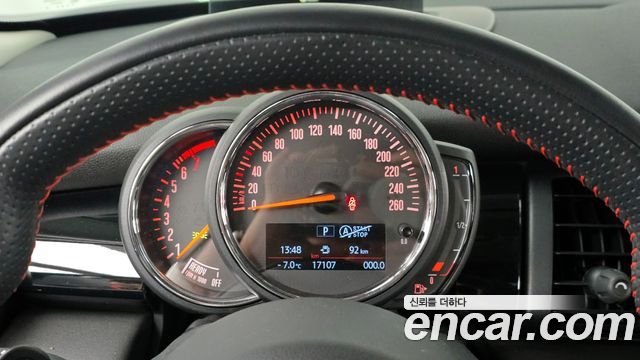 MINI Cooper S 5Door HIGH 3rd 2020 — фото 8