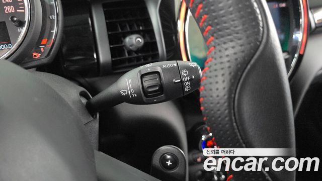 MINI Cooper S 5Door HIGH 3rd 2020 — фото 16