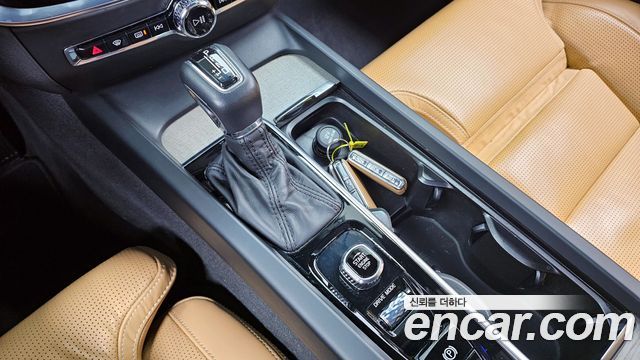 Volvo S60 (III) T5 Inscroption 2020 — фото 9