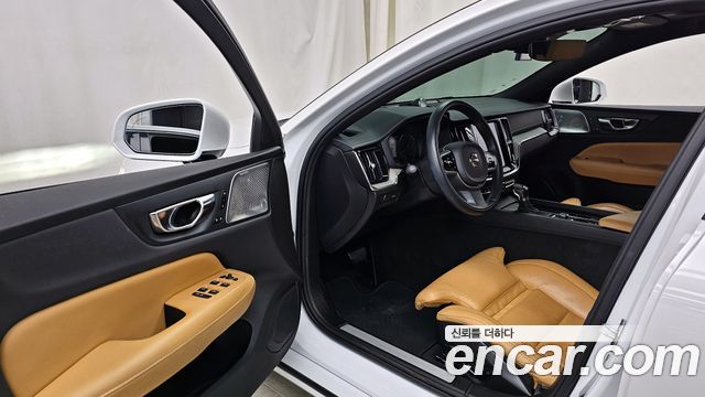 Volvo S60 (III) T5 Inscroption 2020 — фото 10