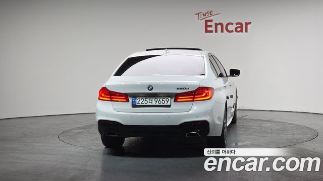 BMW 5 Series (G30) 520d M Sport package 2018 — фото 4