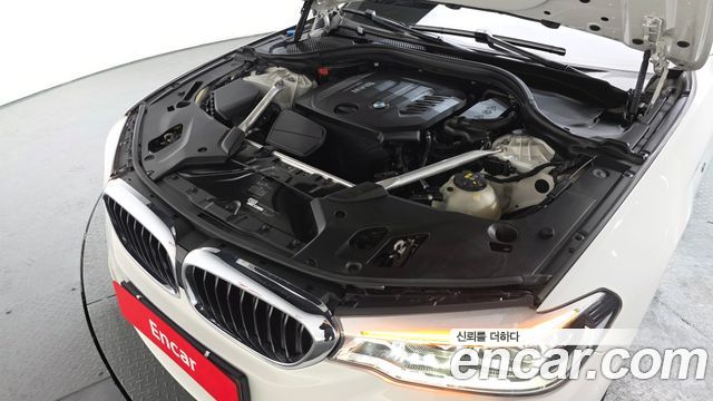 BMW 5 Series (G30) 520d M Sport package 2018 — фото 6