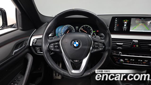 BMW 5 Series (G30) 520d M Sport package 2018 — фото 14