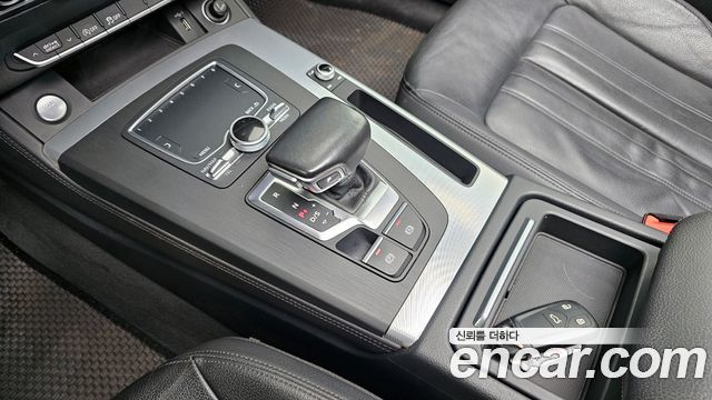 Audi Q5 (FY) 45 TFSI Quattro 2020 — фото 9