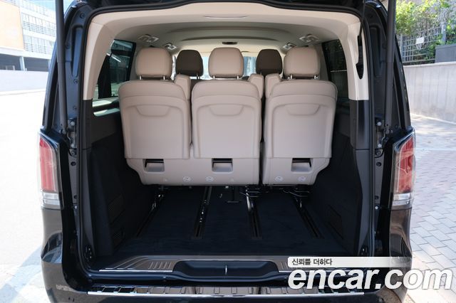 Mercedes-Benz V-Class V300 CDI W447 2025 — фото 7